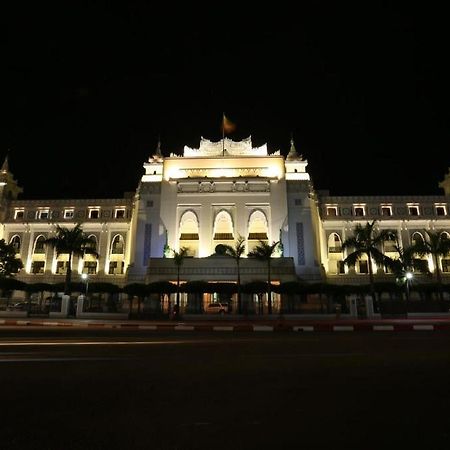 Hostel H Way Yangon Ngoại thất bức ảnh