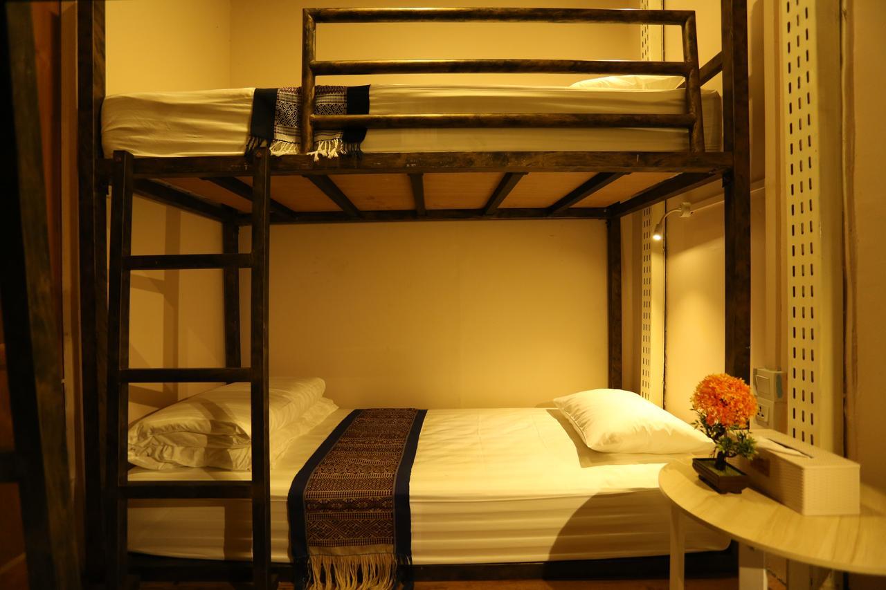 Hostel H Way Yangon Ngoại thất bức ảnh